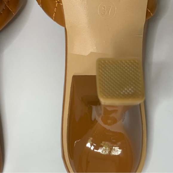 Heels slides like new condition European size 37 US size 6 1/2 - Picture 12 of 13